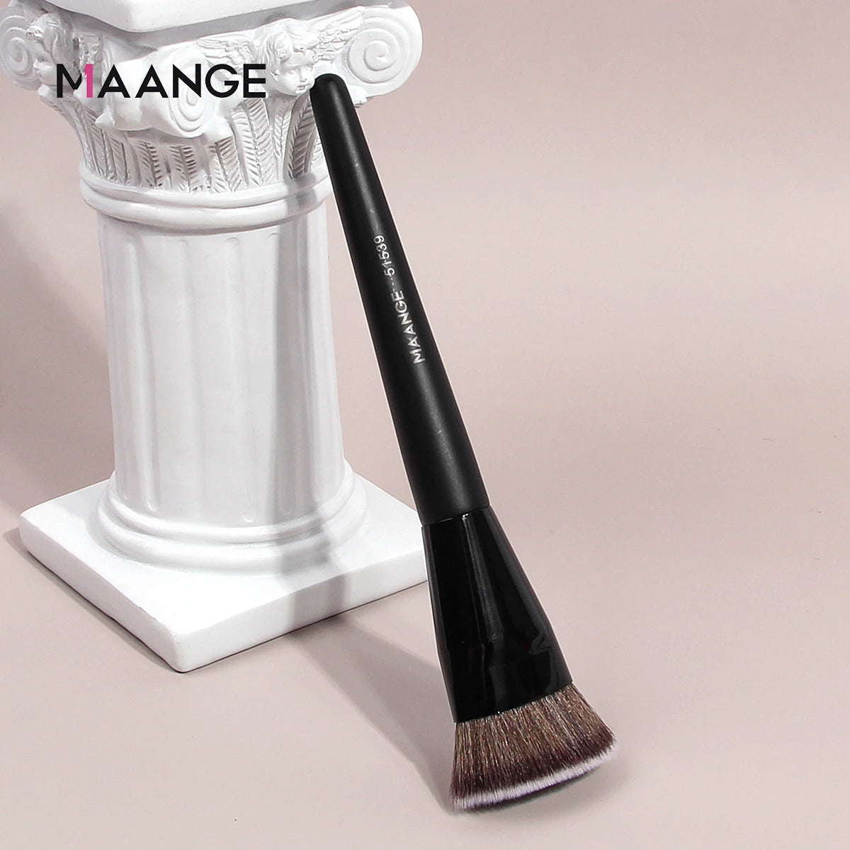 Pinceau Kabuki Plat MAANGE – Brosse Fond de Teint Liquide & Crème, Fibres Ultra-Douces, Application Parfaite