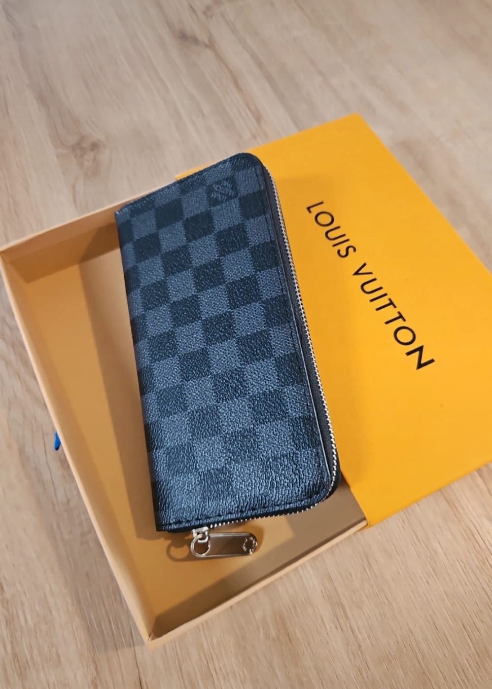 Portefeuille zippé damier noir – 20 x 15 cm – Grande capacité
