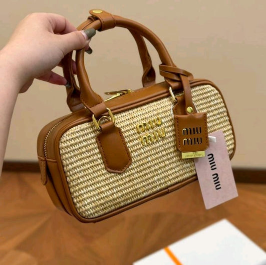 Sac à main rectangulaire en paille et simili cuir – Style vintage – 22 cm