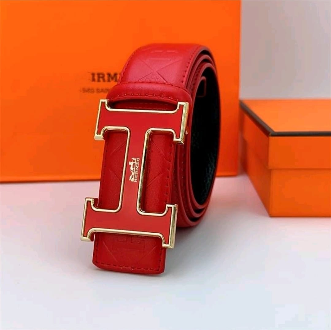 Ceinture Femme Élégante avec Boucle Dorée – Style Luxe & Intemporel – Cuir Végan Haute Qualité
